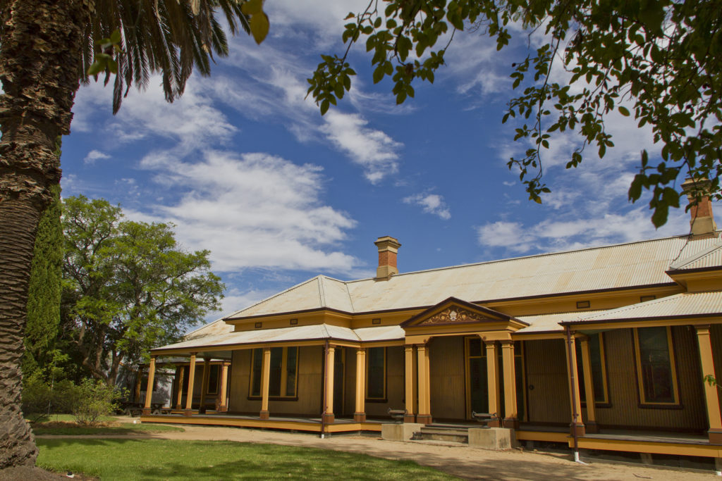 Lodge Historic House and Heritage Rose Garden The Riverina